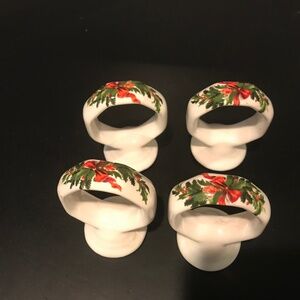 Pfaltzgraff Heritage Christmas napkin rings